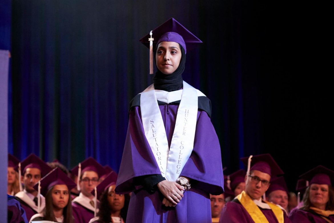 New York : Munazza Alam devient l'une des meilleures étudiantes scientifiques